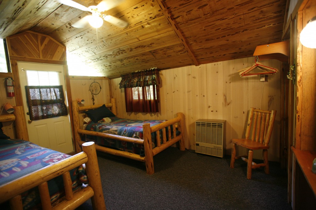 Diamond I Twin bedroom