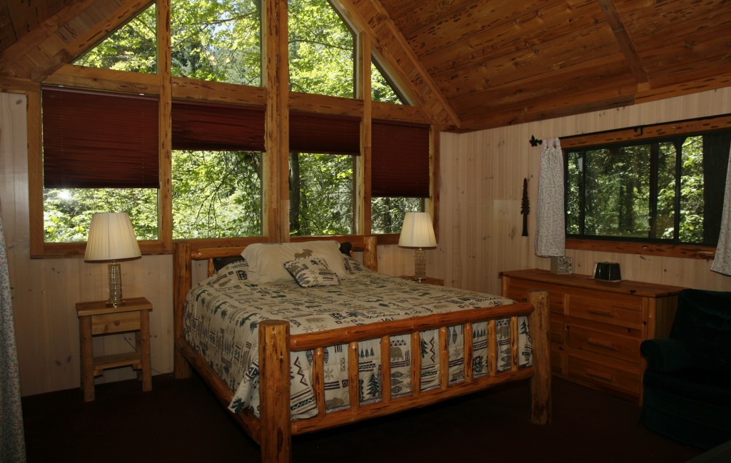 Grove King bedroom