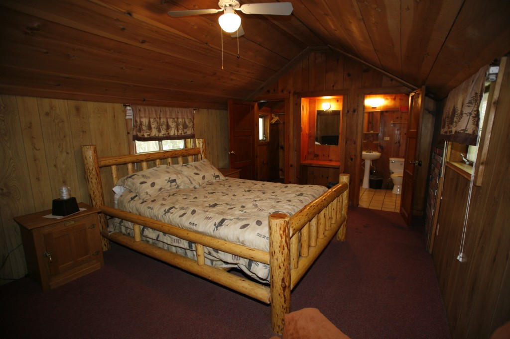 Swinging M bedroom