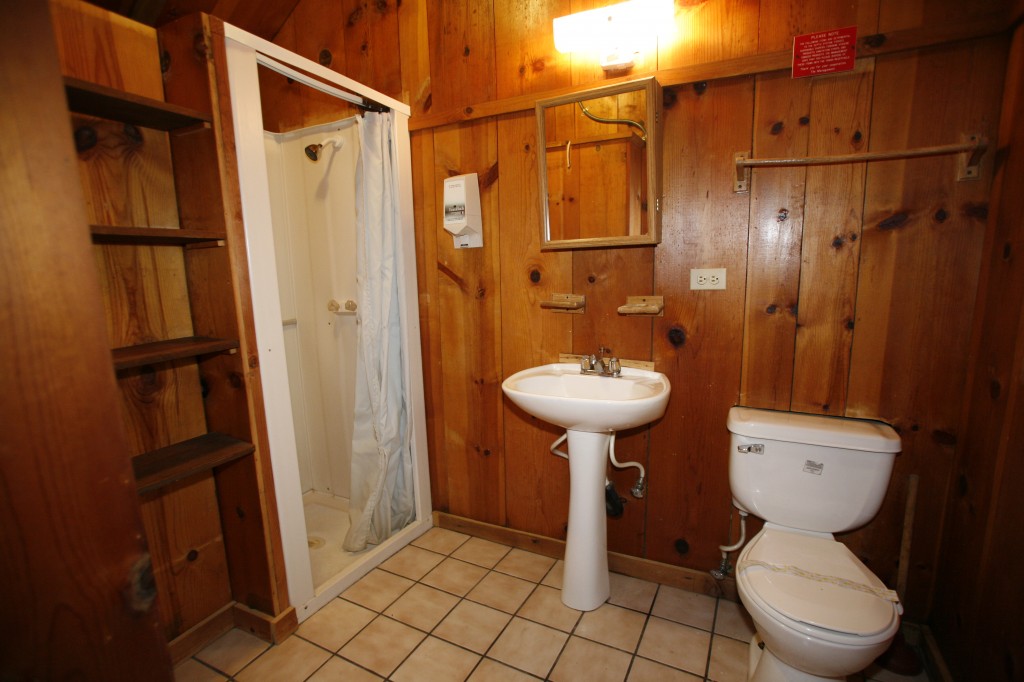 Swinging M bathroom